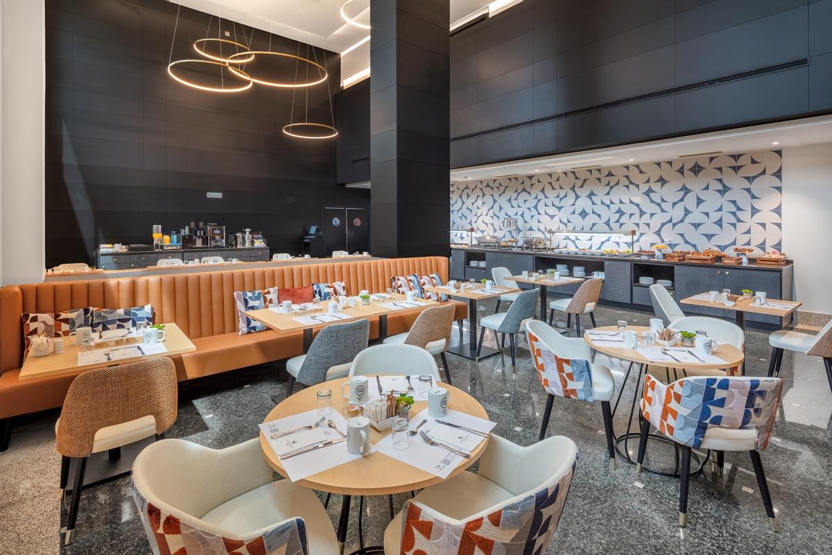 Eurostars Gran Madrid Hotel Алкобендас Екстериор снимка